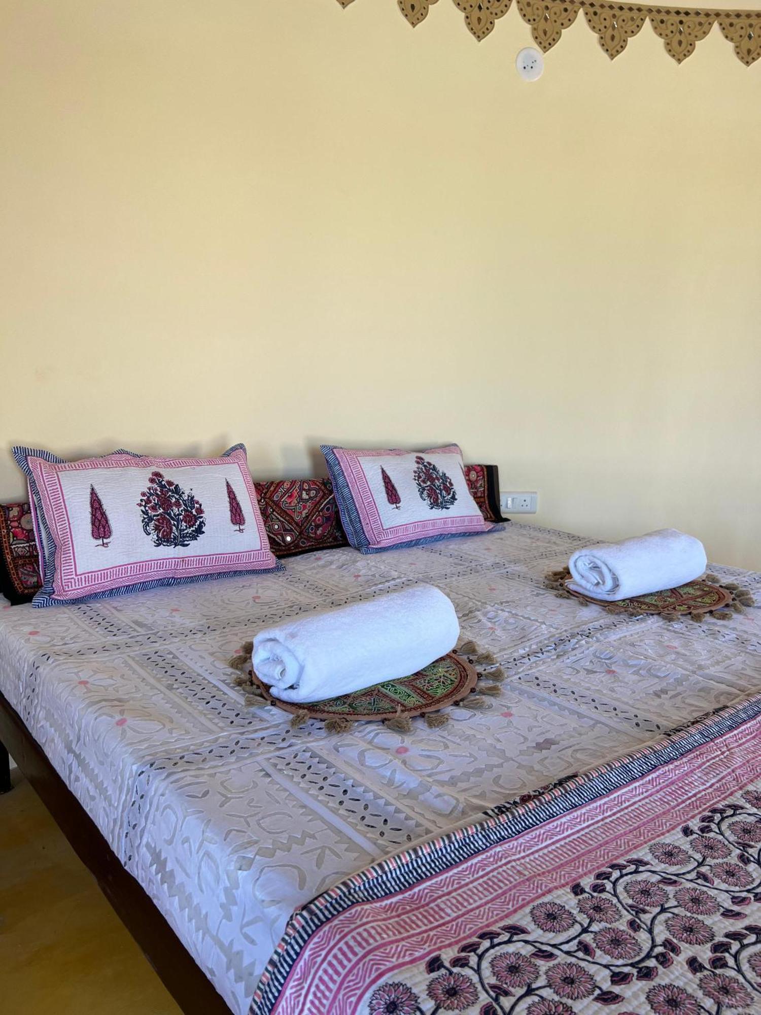 Rann Hellaro Homestay Bhuj Exterior foto